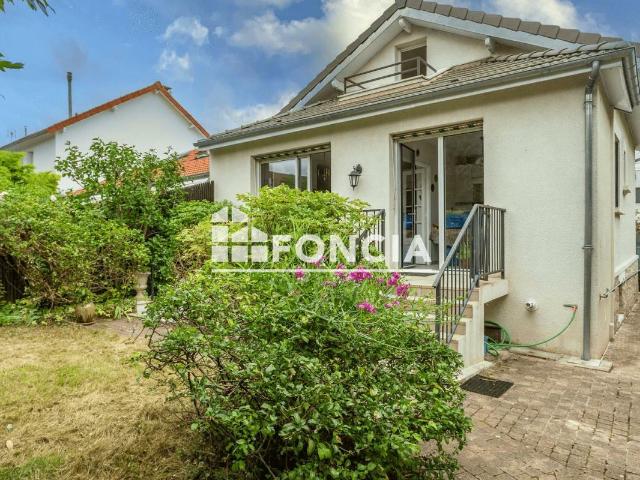 Maison 5 pièces 170 m²