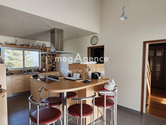 Maison 5 pièces 170 m²