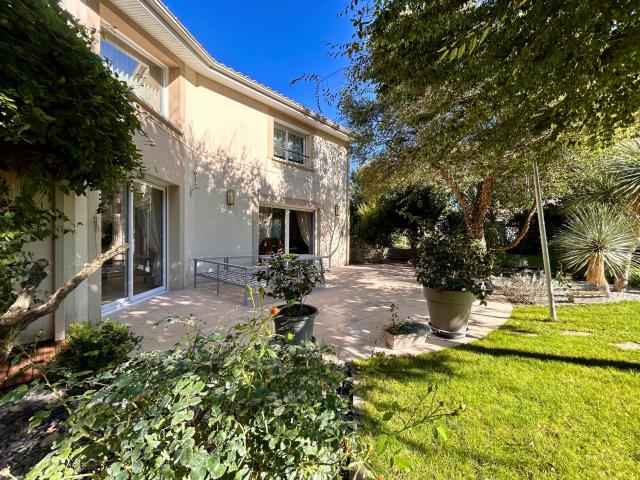 Maison 5 pièces 170 m²