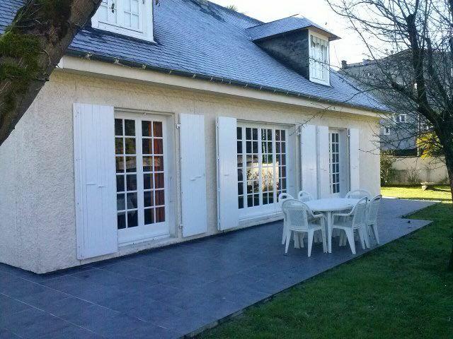 Maison 5 pièces, 170 m² à louer à Pau 64000