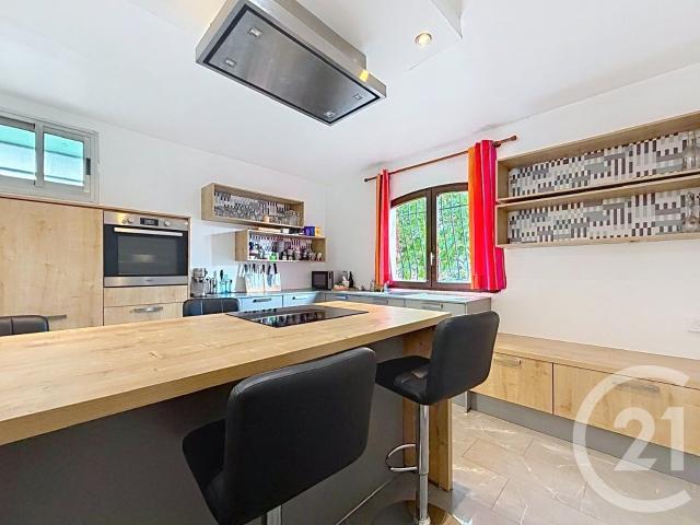 Maison 5 pièces 171 m²