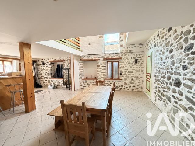 Maison 5 pièces 171 m²