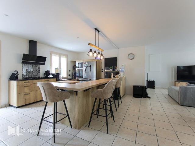 Maison 5 pièces 172 m²