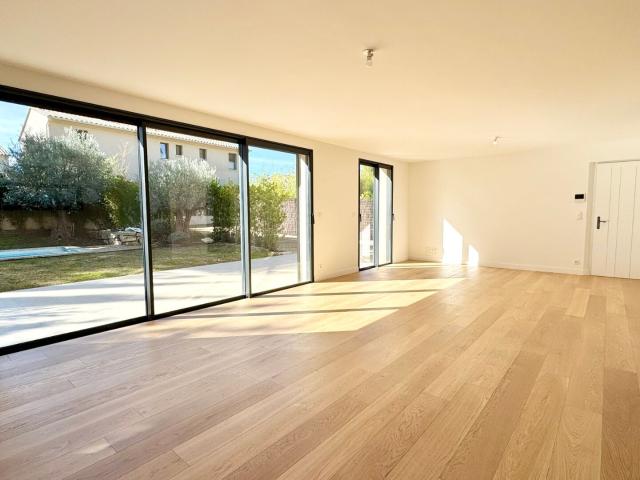 Maison 5 pièces, 173 m² à louer à Aix en Provence 13100