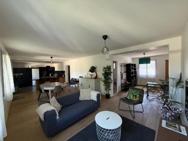 Maison 5 pièces, 173 m² à louer à Gardanne 13120