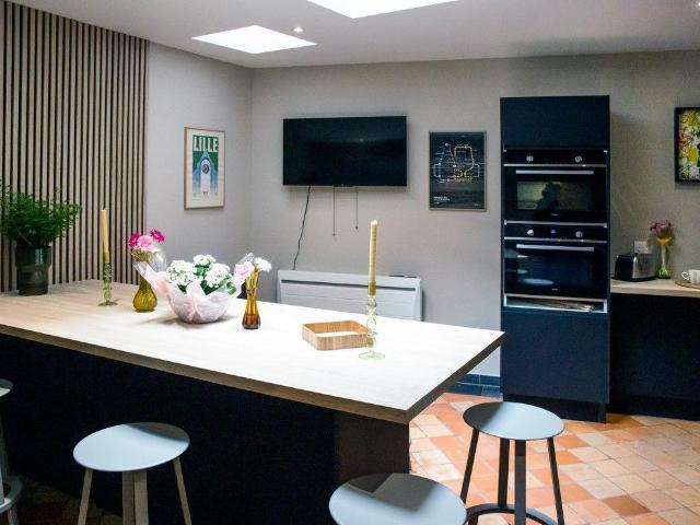 Maison 5 pièces, 173 m² à louer à Lille 59000