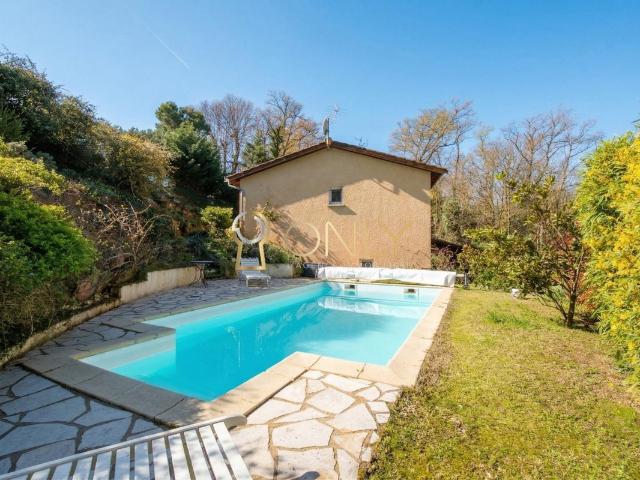 Maison 5 pièces 184 m²
