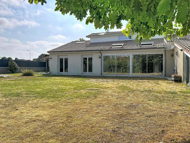 Maison 5 pièces 184 m²