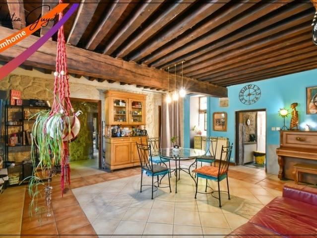 Maison 5 pièces 175 m²