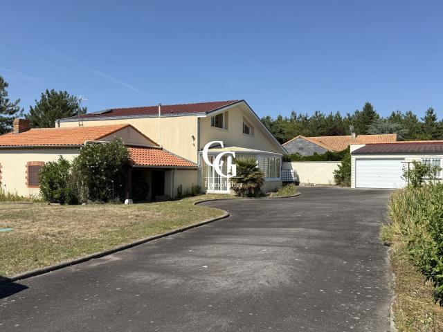 Maison 5 pièces 177 m²