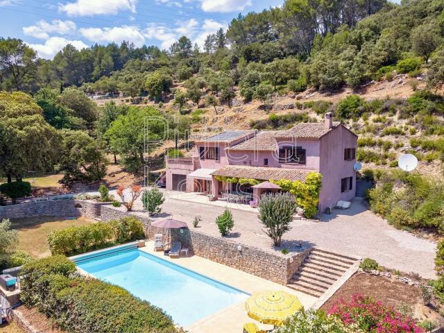Maison 5 pièces 184 m²