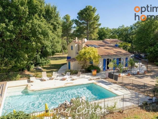 Maison 5 pièces 184 m²