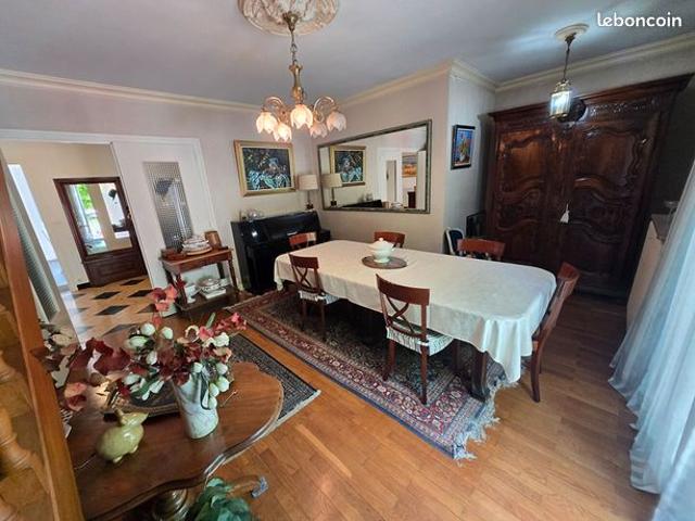 Maison 5 pièces 184 m²