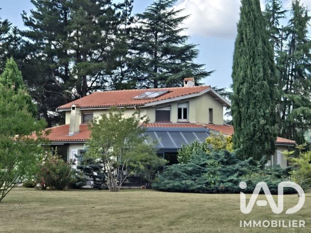 Maison 5 pièces 185 m²