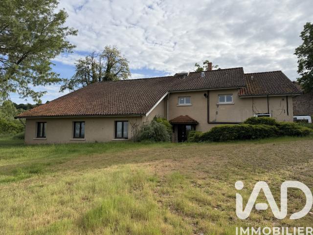 Maison 5 pièces 330 m²