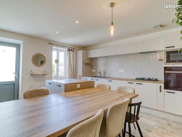 Maison 5 pièces 185 m²