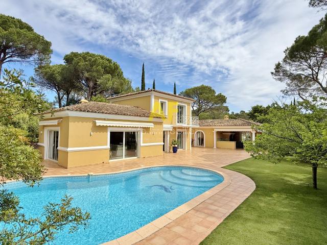 Maison 5 pièces 185 m²