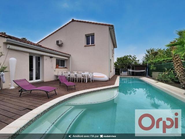 Maison 5 pièces 185 m²