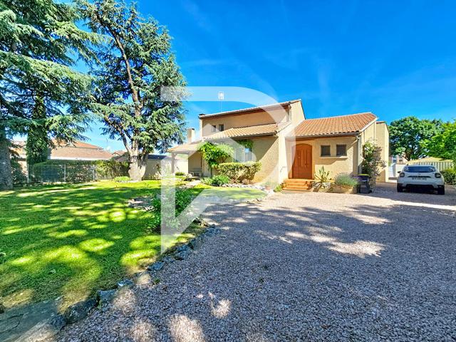 Maison 5 pièces 186 m²