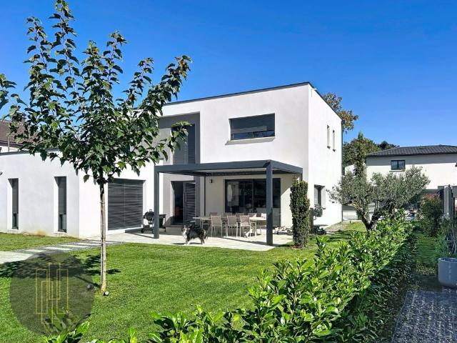Maison 5 pièces 187 m²