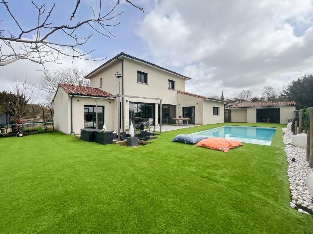 Maison 5 pièces 187 m²