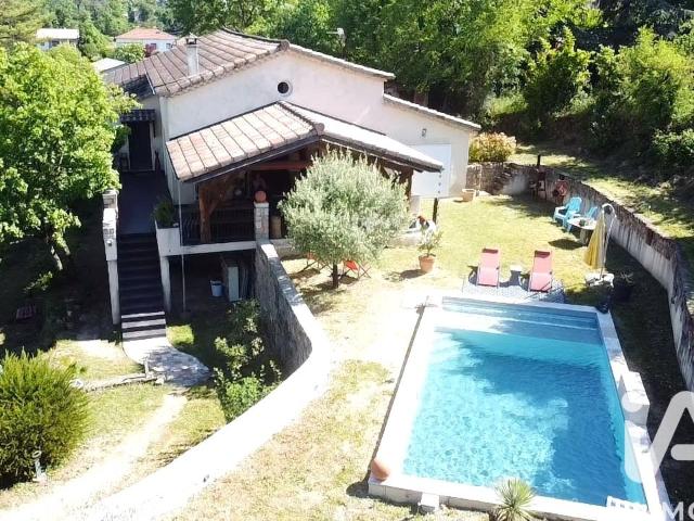 Maison 5 pièces 187 m²