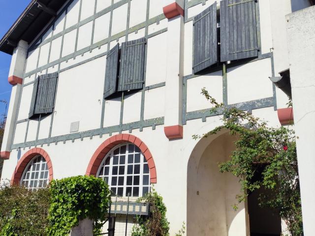 Maison 5 pièces 188 m²