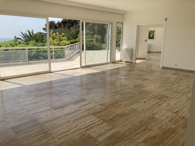 Maison 5 pièces, 189 m² à louer à Nice 06000