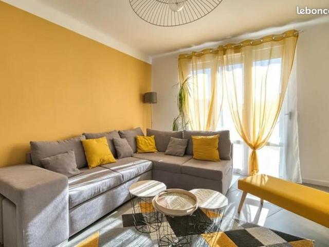 Maison 5 pièces 180 m²