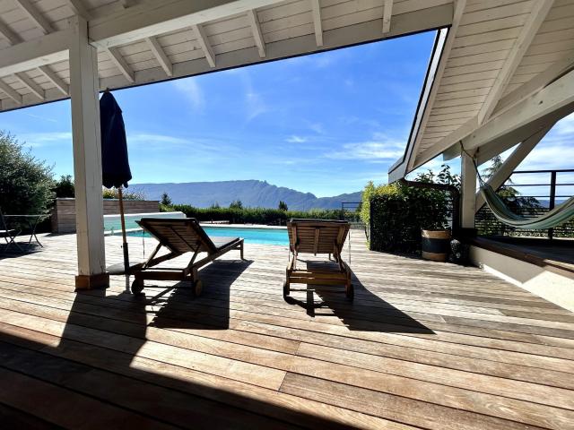 Maison 5 pièces 180 m²