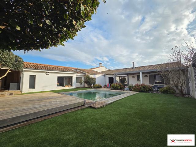 Maison 5 pièces 180 m²