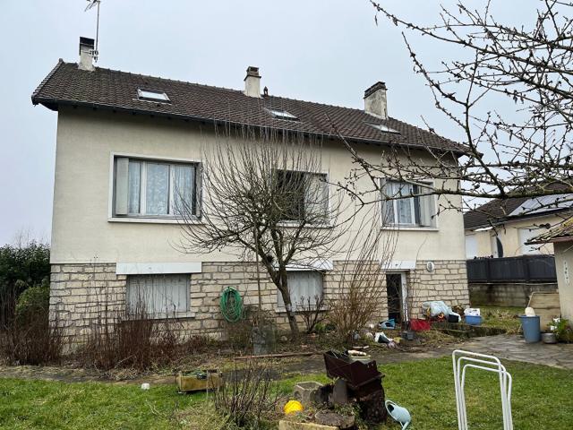 Maison 5 pièces 180 m²