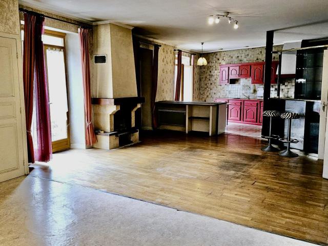 Maison 5 pièces 180 m²