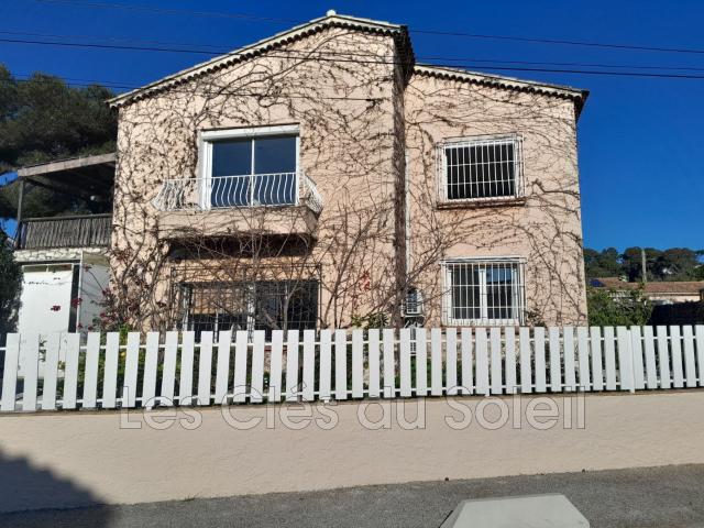 Maison 5 pièces 180 m²