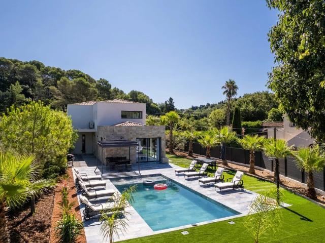 Maison 5 pièces 180 m²