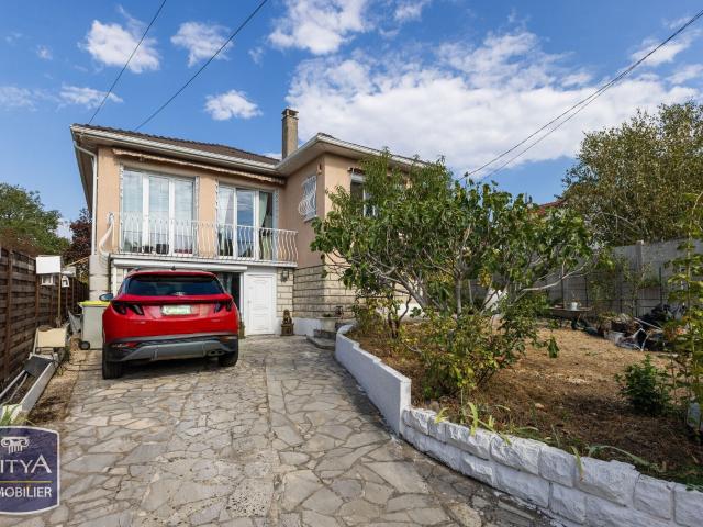 Maison 5 pièces 180 m²