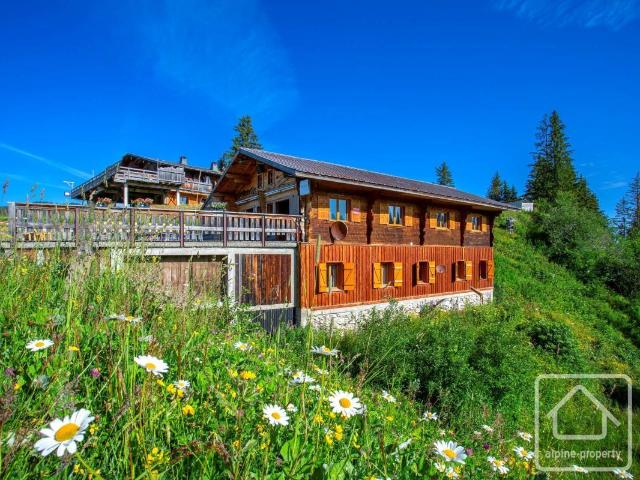 Maison 5 pièces 180 m²