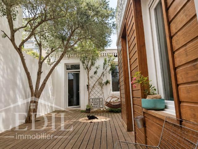 Maison 5 pièces 180 m²