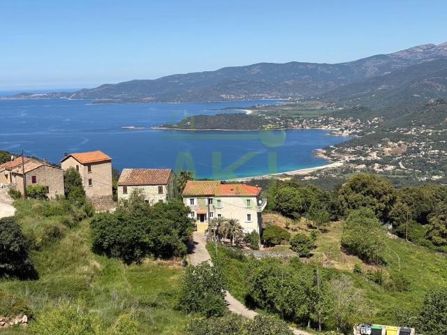 Maison 5 pièces 180 m²
