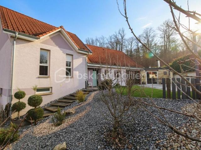 Maison 5 pièces 180 m²