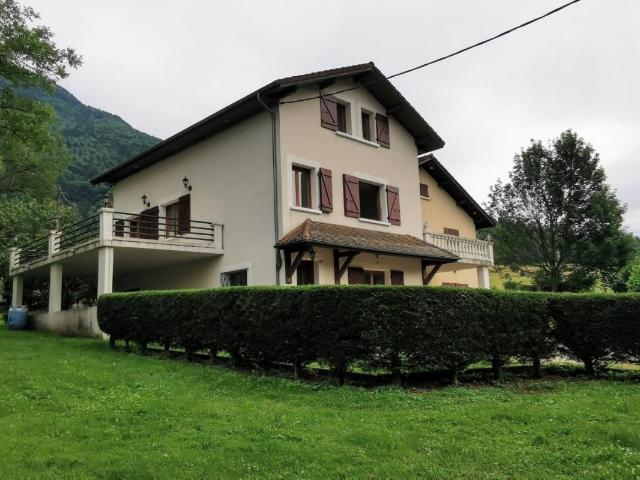 Maison 5 pièces 180 m²