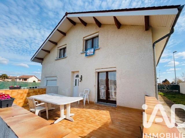 Maison 5 pièces 180 m²