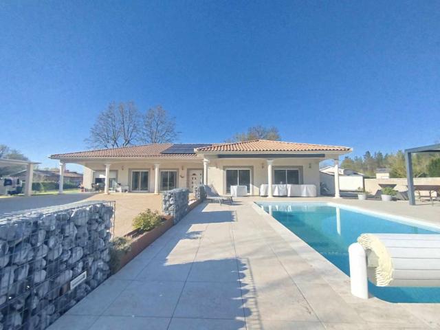 Maison 5 pièces 180 m²