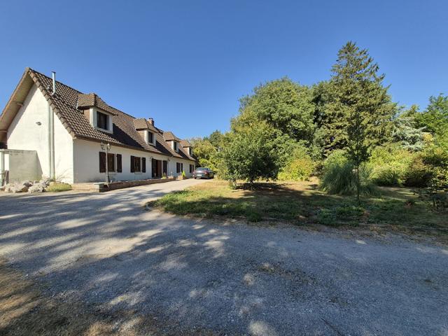 Maison 5 pièces 180 m²