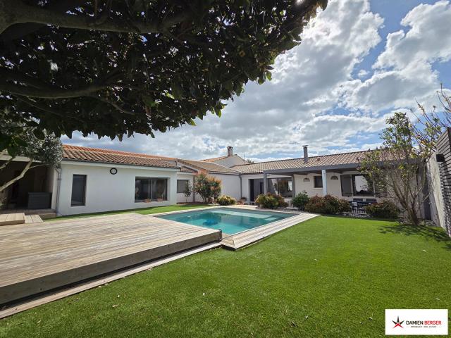 Maison 5 pièces 180 m²