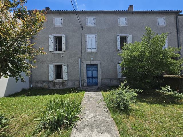 Maison 5 pièces 180 m²