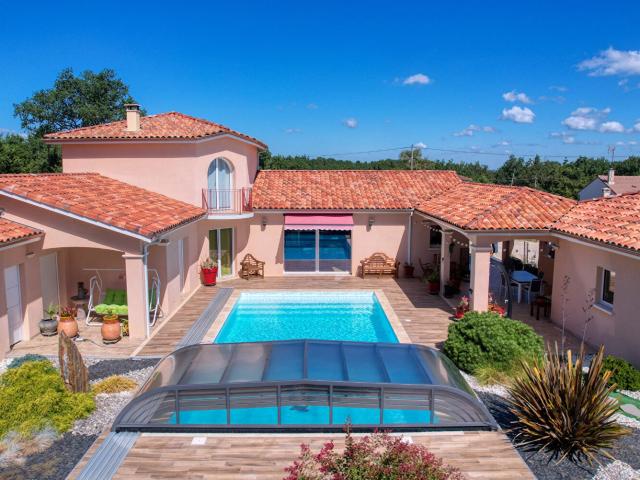 Maison 5 pièces 180 m²