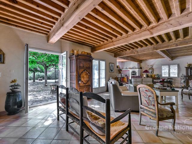 Maison 5 pièces 180 m²