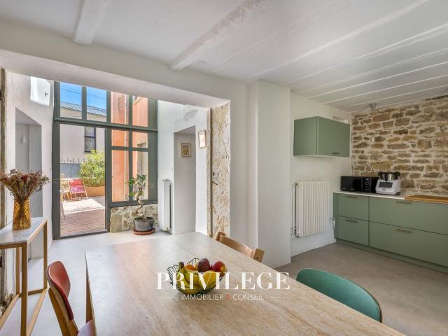 Maison 5 pièces 180 m²