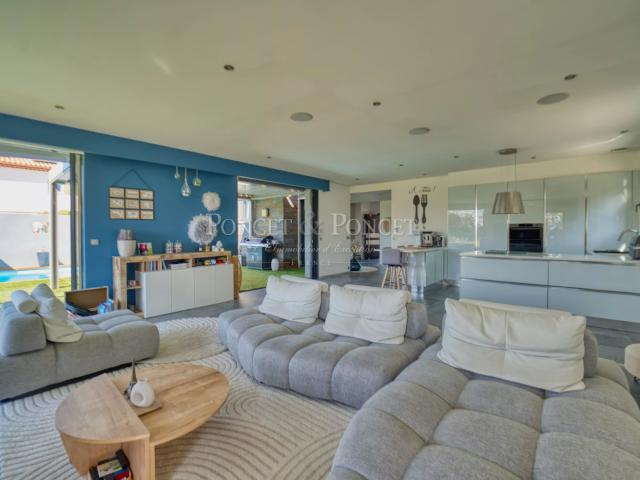 Maison 5 pièces 180 m²